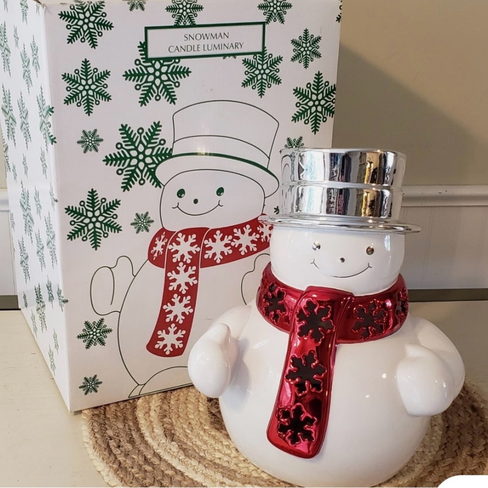 NWT SlATKIN & CO 2010 Snowman Candle Holder with Red Scarf and Silver Hat
